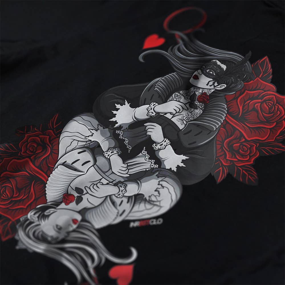 Queen Of Hearts V2 Tee