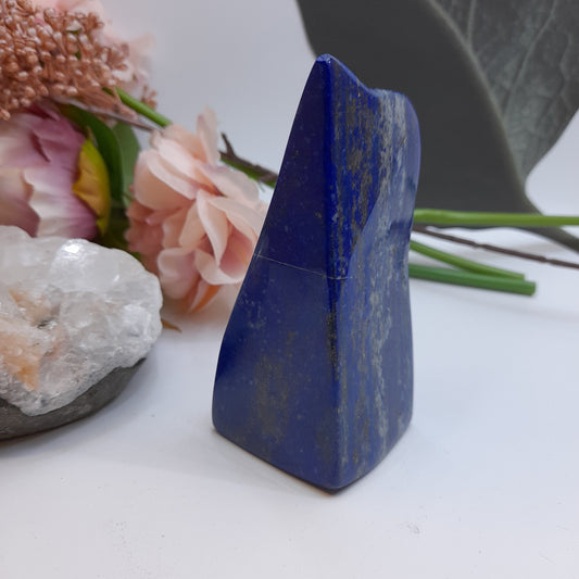 Lapis Lazuli polished form